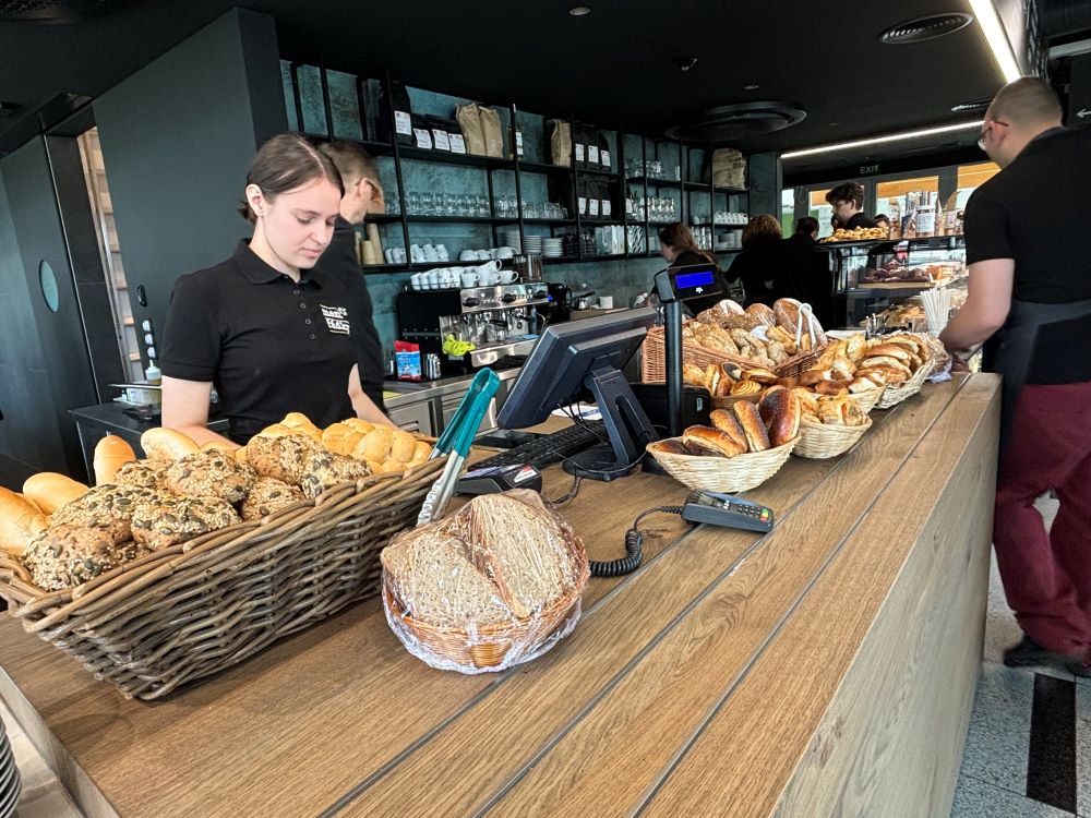 bistro | default.project.name